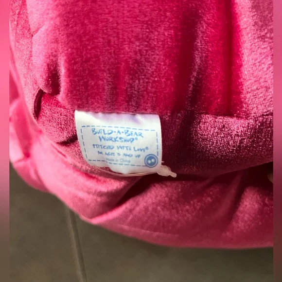 Hello Kitty Pink Plush Doll Seat - Picture 4 of 5